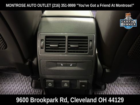 Used 2025 Jaguar F-PACE R-Dynamic S image 37