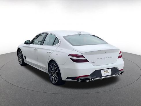 Used 2025 Genesis G70 2.5T image 10