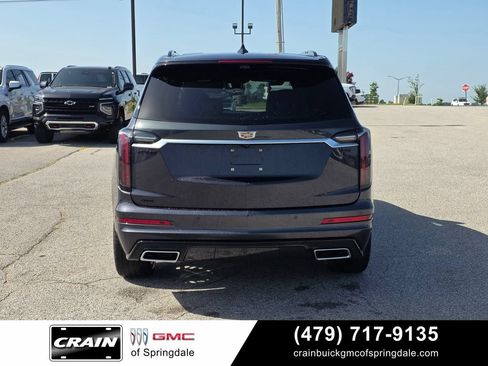Used 2022 Cadillac XT6 Sport w/ Technology Package AWD/4WD image 6
