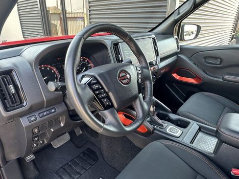 Used 2026 Nissan Frontier PRO-4X AWD/4WD image 13