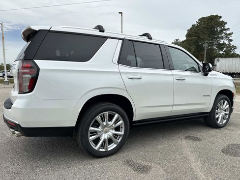 Used 2022 Chevrolet Tahoe High Country AWD/4WD image 4