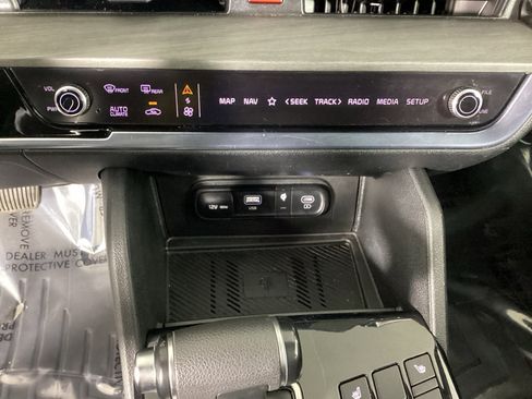 Used 2024 Kia Sportage X-Line w/ X-Line Premium Package AWD/4WD image 25