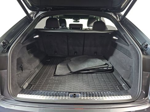 Used 2025 Audi Q8 Premium Plus w/ Premium Plus Package image 15