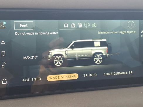 Used 2020 Land Rover Defender 110 First Edition image 12