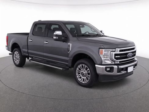 Used 2022 Ford F250 Lariat w/ Chrome Package RWD image 2