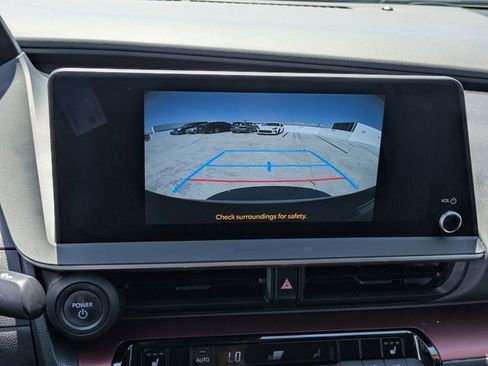 Used 2024 Toyota Prius Prime image 21