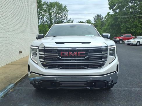 Used 2024 GMC Sierra 1500 SLT w/ SLT Premium Plus Package AWD/4WD image 2