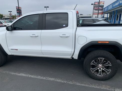 Used 2023 GMC Canyon AT4 image 14