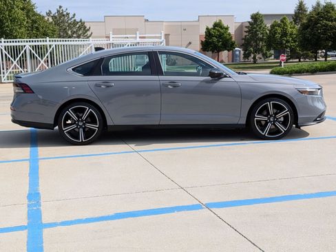 Certified 2025 Honda Accord Sport image 6