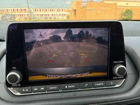 Used 2026 Nissan Rogue SV AWD/4WD image 25