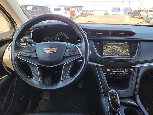 Used 2019 Cadillac XT5 Luxury image 6