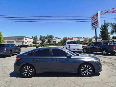 Used 2023 Honda Civic EX-L image 4