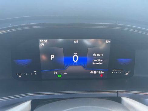 Certified 2022 Volkswagen Taos SE FWD image 15