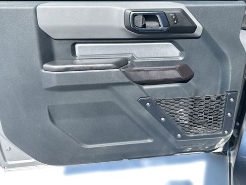 Used 2024 Ford Bronco Black Diamond image 19