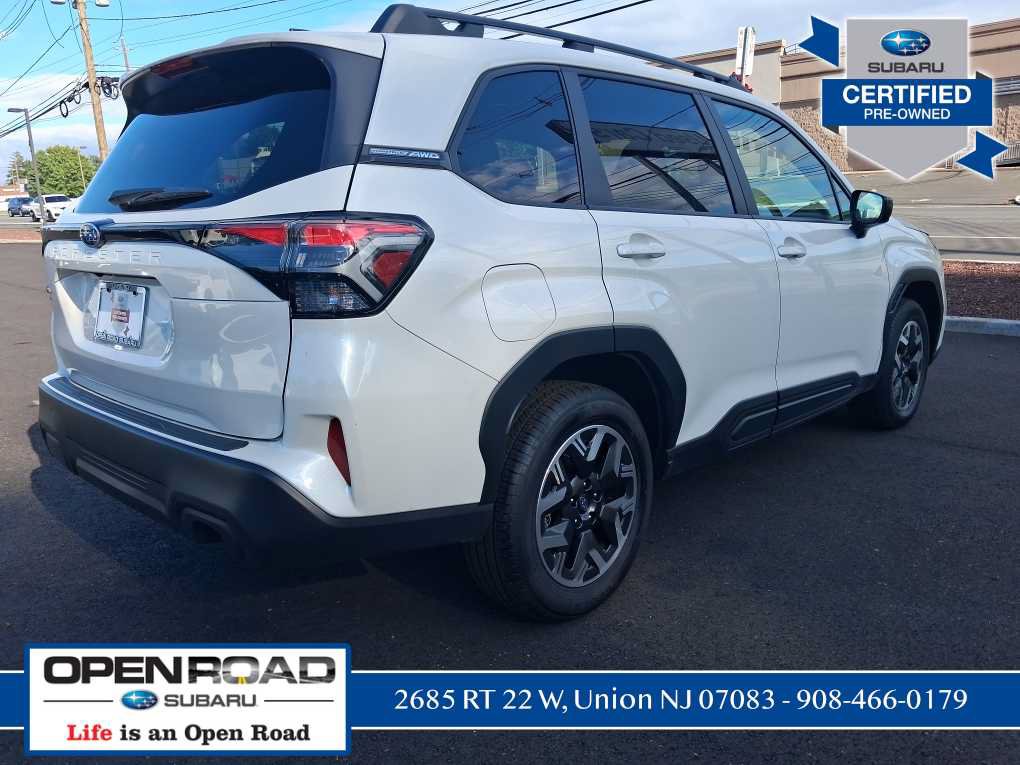 Used 2026 Subaru Forester Premium AWD/4WD image 3