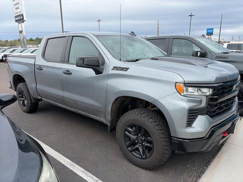 Used 2024 Chevrolet Silverado 1500 LT Trail Boss w/ Convenience Package II AWD/4WD image 1