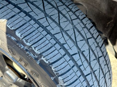 Used 2019 Jeep Grand Cherokee Laredo image 11