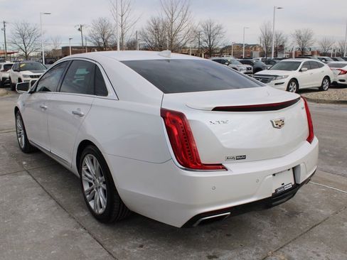 Used 2018 Cadillac XTS Luxury image 5