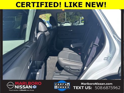 Certified 2025 Nissan Pathfinder SL image 20