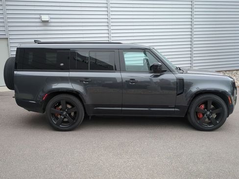 Used 2023 Land Rover Defender 130 X image 5