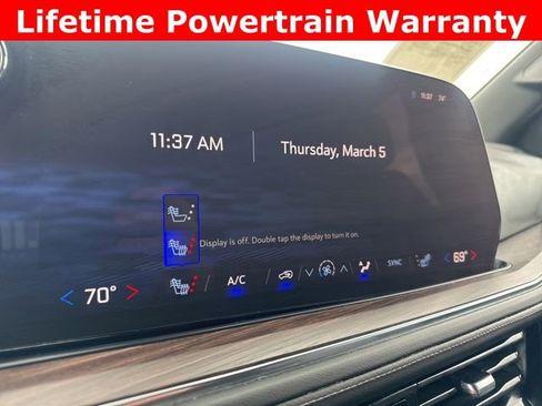 Used 2025 Chevrolet Suburban Z71 image 5