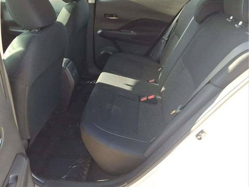 Certified 2024 Nissan Kicks SV FWD image 15
