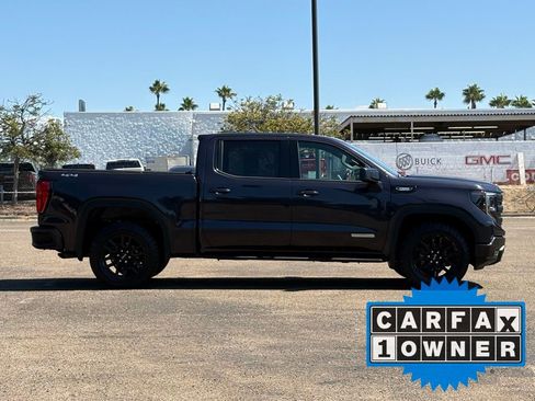 Used 2022 GMC Sierra 1500 Elevation image 2