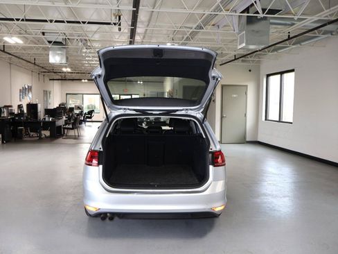Used 2015 Volkswagen Golf TDI SEL FWD image 25