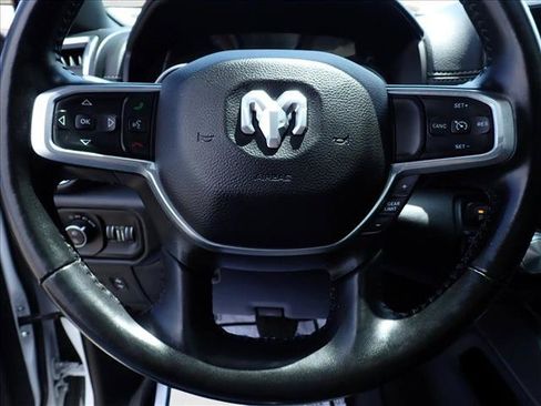 Used 2022 RAM 1500 Laramie AWD/4WD image 16