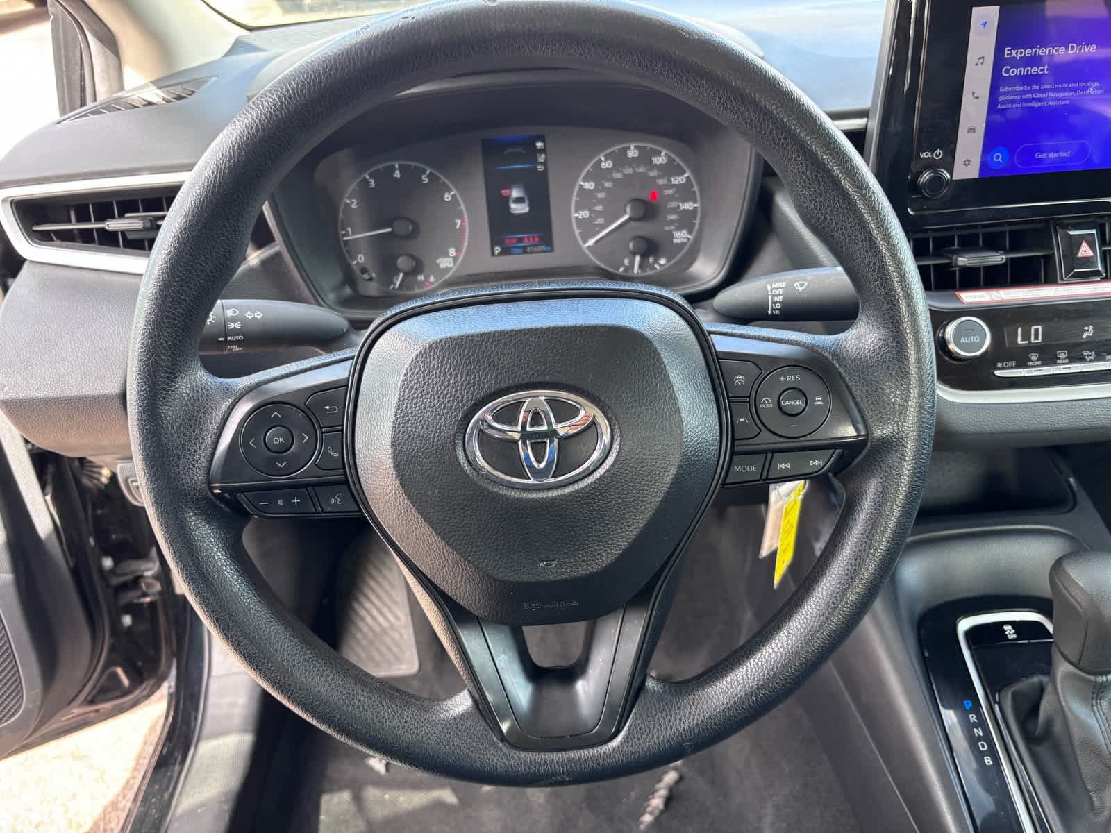 Used 2025 Toyota Corolla LE FWD image 16