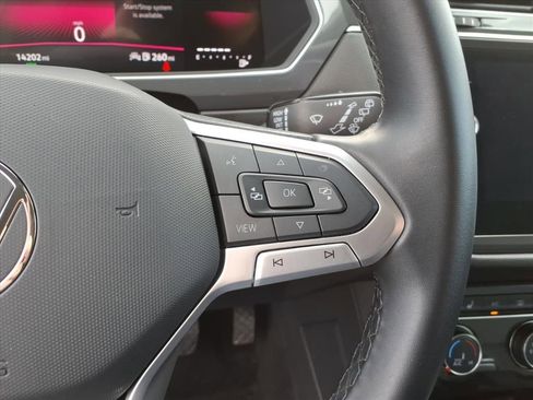 Used 2024 Volkswagen Tiguan Wolfsburg Edition image 21