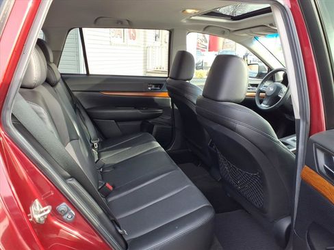 Used 2014 Subaru Outback 2.5i Limited image 33