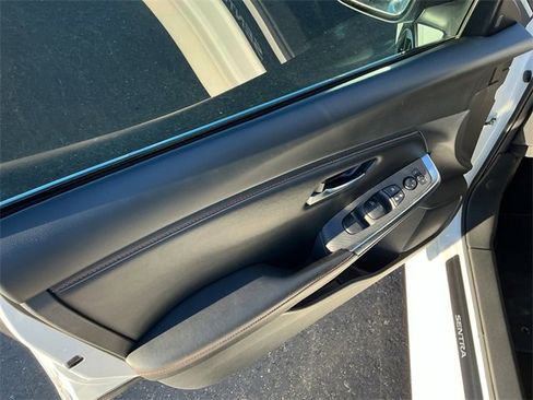 Used 2024 Nissan Sentra SR image 27