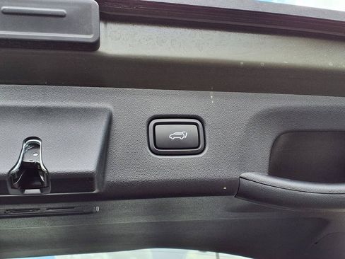 Used 2025 Hyundai Tucson SEL FWD image 20