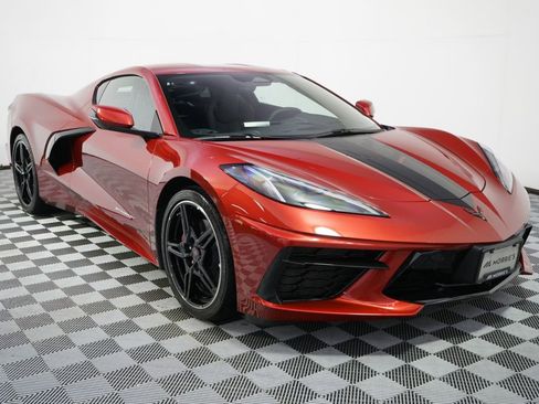 Used 2024 Chevrolet Corvette Stingray Coupe RWD image 9