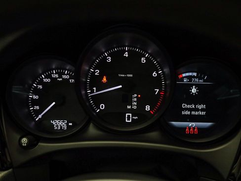 Used 2023 Porsche Macan image 29