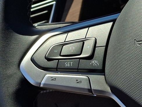 Used 2025 Volkswagen Atlas SE AWD/4WD image 20