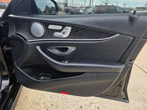 Used 2019 Mercedes-Benz E 300 image 18
