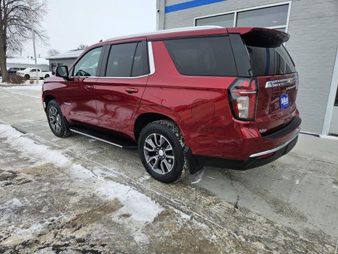 Used 2022 Chevrolet Tahoe LT w/ Luxury Package image 3