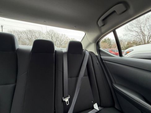 Used 2025 Nissan Sentra S image 35