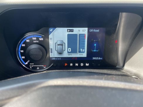 Used 2022 Ford Bronco Badlands image 17