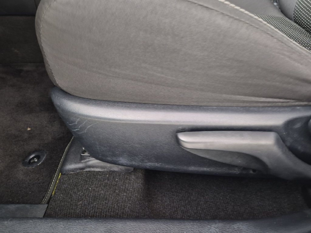 Used 2016 Scion iM FWD image 22