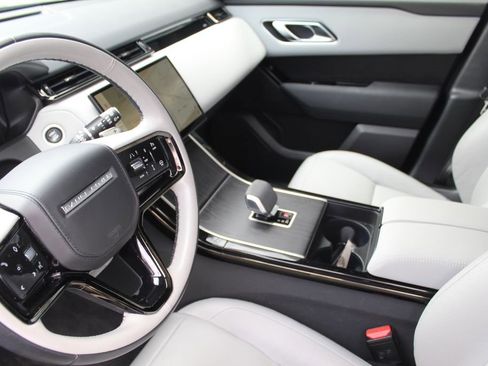Used 2024 Land Rover Range Rover Velar Dynamic SE image 13