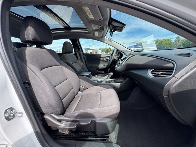 Used 2023 Chevrolet Malibu LT FWD image 12