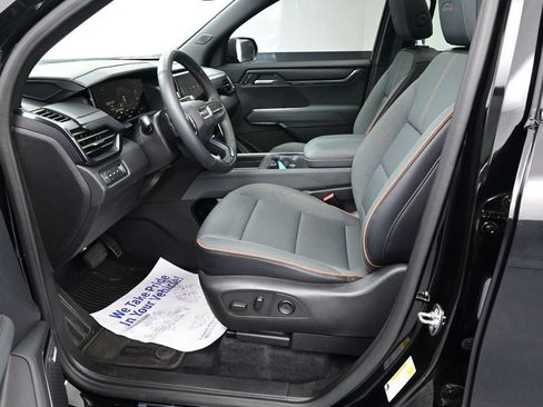 Used 2024 GMC Acadia AT4 AWD/4WD image 35