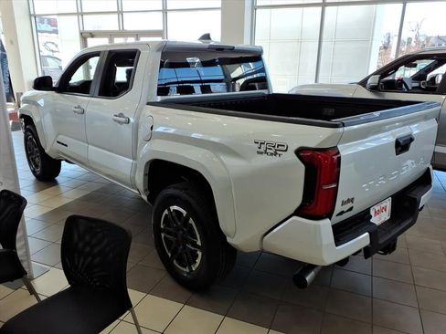 New 2026 Toyota Tacoma TRD Sport image 4