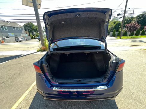 Used 2020 Nissan Altima 2.5 SR w/ Premium Package FWD image 9