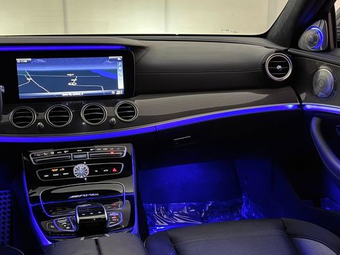 Used 2018 Mercedes-Benz E 63 AMG S image 31