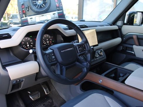 Used 2024 Land Rover Defender 130 X image 5