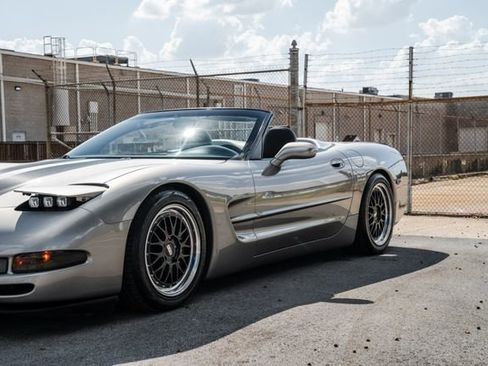 Used 1998 Chevrolet Corvette Convertible w/ Memory Pkg image 62